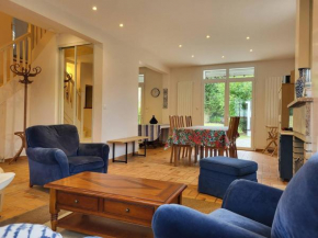 Maison de famille avec jardin clos et terrasse proche de la plage - FR-1-788-31